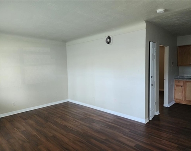 2219 Highland Street - Photo Thumbnail 1