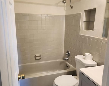2227 Highland Street - Photo Thumbnail 4