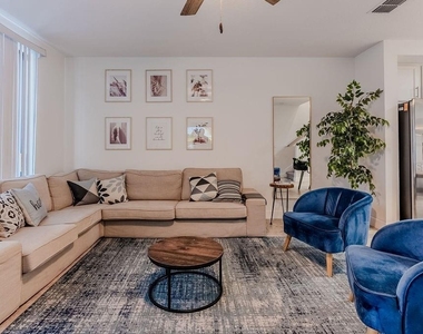 4742 Terra Esmeralda Drive - Photo Thumbnail 15