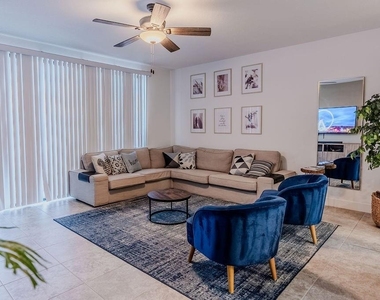 4742 Terra Esmeralda Drive - Photo Thumbnail 12