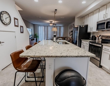 4742 Terra Esmeralda Drive - Photo Thumbnail 19