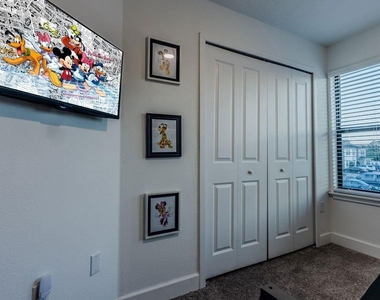 4742 Terra Esmeralda Drive - Photo Thumbnail 27