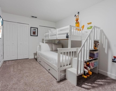 4742 Terra Esmeralda Drive - Photo Thumbnail 35