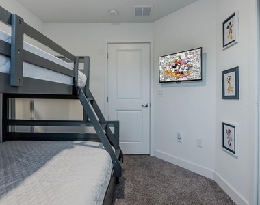 4742 Terra Esmeralda Drive - Photo Thumbnail 29