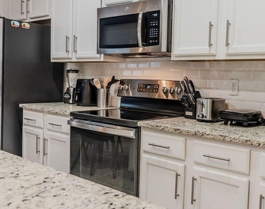 4742 Terra Esmeralda Drive - Photo Thumbnail 20