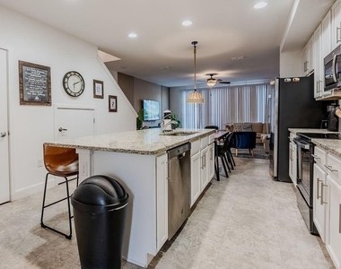 4742 Terra Esmeralda Drive - Photo Thumbnail 21