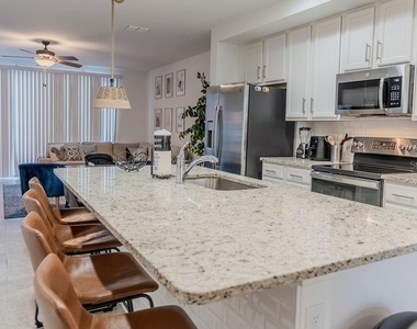 4742 Terra Esmeralda Drive - Photo Thumbnail 9