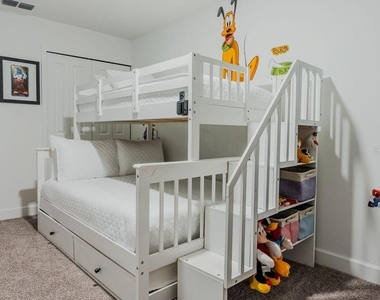 4742 Terra Esmeralda Drive - Photo Thumbnail 40