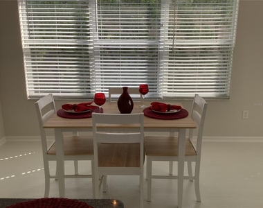 890 Haynesville Way - Photo Thumbnail 5