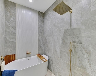 2129 Lorraine Drive - Photo Thumbnail 19