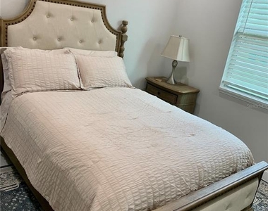 2129 Lorraine Drive - Photo Thumbnail 31