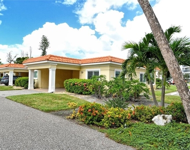 4780 Gulf Of Mexico Dr. Villa 5 - Photo Thumbnail 2