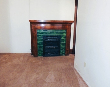 360 Duncan Ave - Photo Thumbnail 3