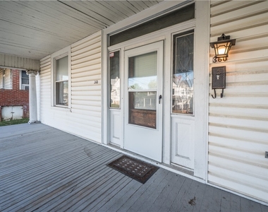 360 Duncan Ave - Photo Thumbnail 2