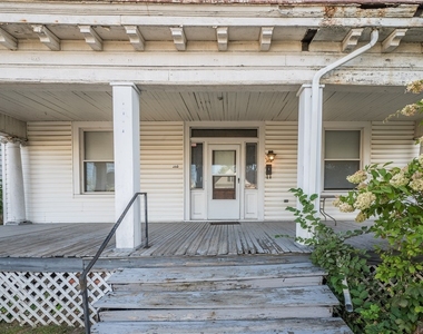360 Duncan Ave - Photo Thumbnail 1