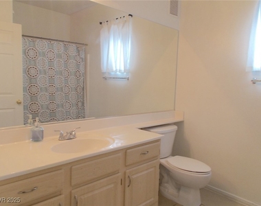 855 N Stephanie Street - Photo Thumbnail 14