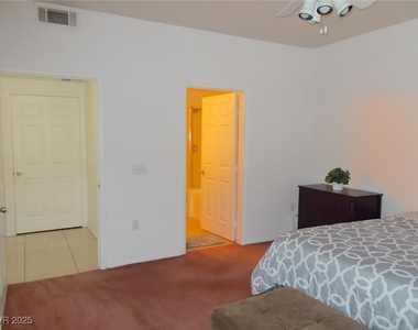 855 N Stephanie Street - Photo Thumbnail 17