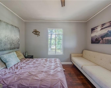 1920 W Forrest Avenue - Photo Thumbnail 18