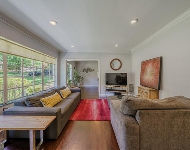 1920 W Forrest Avenue - Photo Thumbnail 4