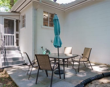 1920 W Forrest Avenue - Photo Thumbnail 21