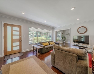 1920 W Forrest Avenue - Photo Thumbnail 3