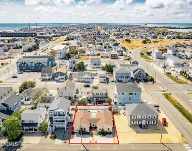 115-117 Coolidge Avenue - Photo Thumbnail 1