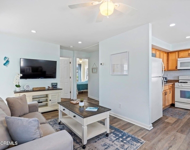 115-117 Coolidge Avenue - Photo Thumbnail 12