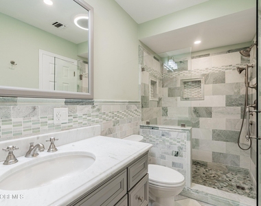 15 N Street - Photo Thumbnail 11