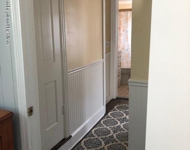87 Embury Avenue - Photo Thumbnail 18