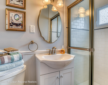 87 Embury Avenue - Photo Thumbnail 14