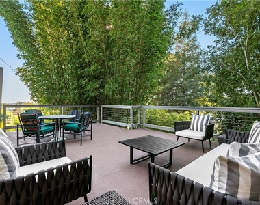 9625 Oak Pass Road - Photo Thumbnail 10