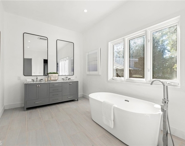 9625 Oak Pass Road - Photo Thumbnail 9