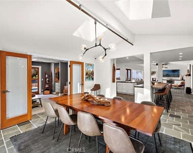 3085 Nestall Road - Photo Thumbnail 10