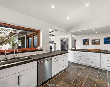 3085 Nestall Road - Photo Thumbnail 7