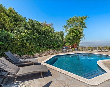 3085 Nestall Road - Photo Thumbnail 25