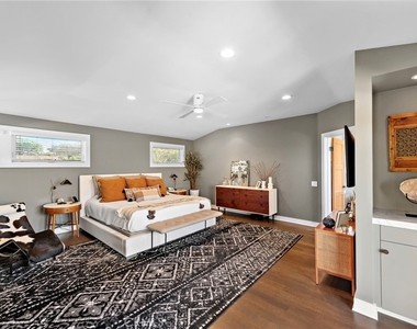 3085 Nestall Road - Photo Thumbnail 19