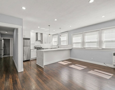 1754 N La Brea Avenue - Photo Thumbnail 5