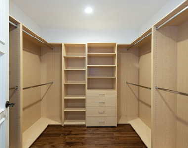 1835 Pandora Avenue - Photo Thumbnail 26