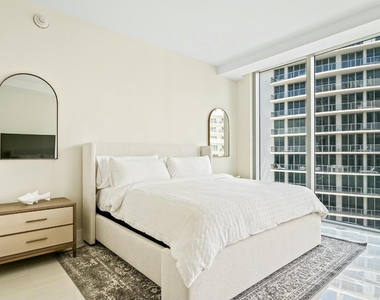3100 N Ocean Drive - Photo Thumbnail 16