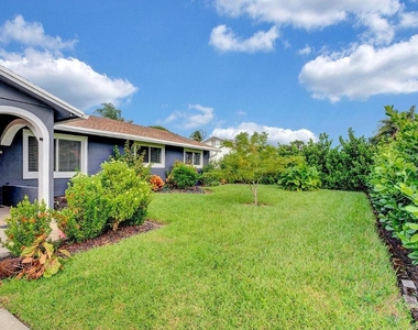 2941 Angler Drive - Photo Thumbnail 2