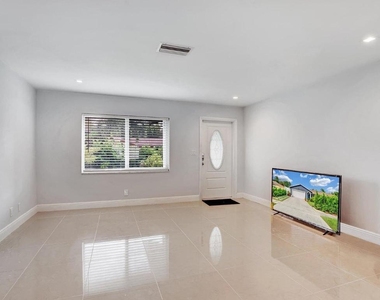 2941 Angler Drive - Photo Thumbnail 5