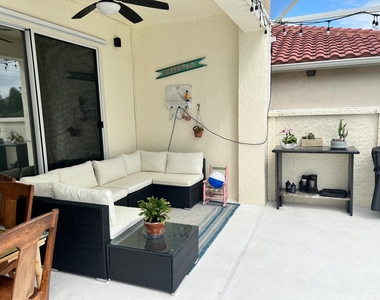 18280 Coral Isles Drive - Photo Thumbnail 7