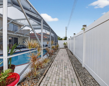 18280 Coral Isles Drive - Photo Thumbnail 56