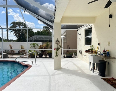 18280 Coral Isles Drive - Photo Thumbnail 11