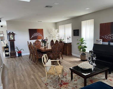 18280 Coral Isles Drive - Photo Thumbnail 4