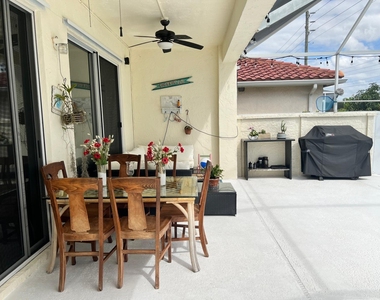 18280 Coral Isles Drive - Photo Thumbnail 10