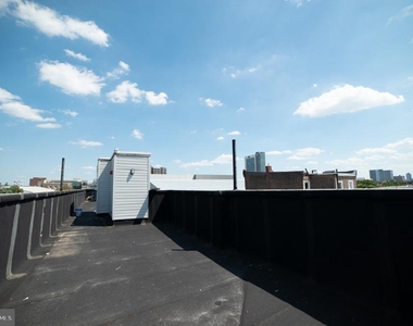 1848 N 16th Street - Photo Thumbnail 9