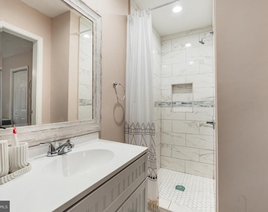 224 Malcolm X Avenue Se - Photo Thumbnail 13