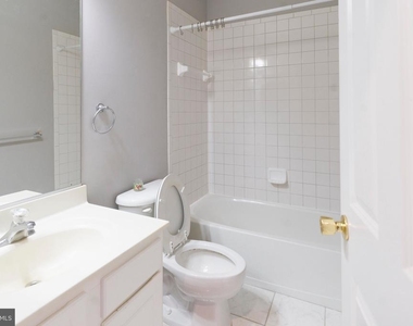4281 S Capitol Street Sw - Photo Thumbnail 15