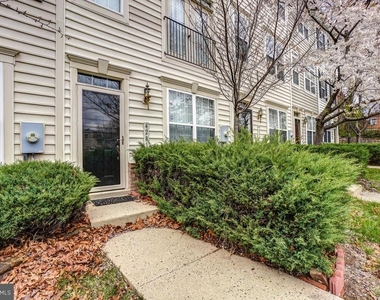 4281 S Capitol Street Sw - Photo Thumbnail 26